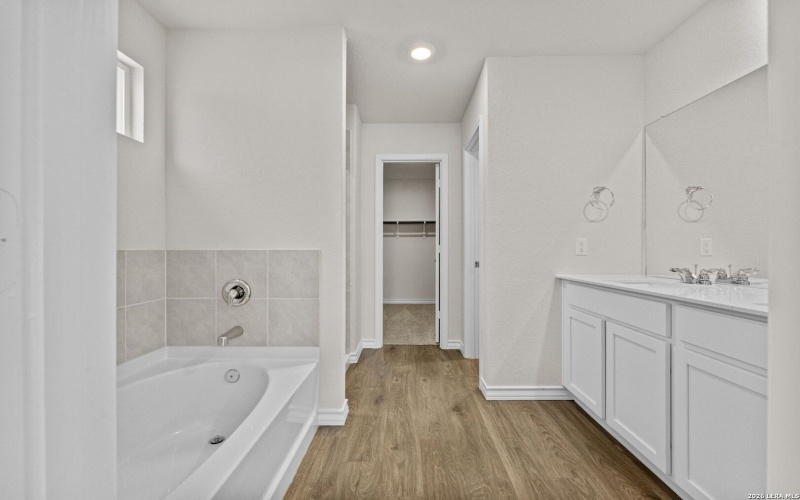 127 Ivory Gull, San Antonio, TX 78253, 3 Habitaciones Habitaciones , ,2 BañosBaños,Residential,En Venta,127 Ivory Gull,0,1947459