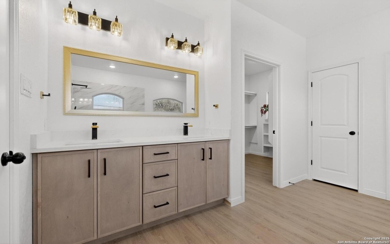 514 contour, Spring Branch, TX 78070, 3 Bedrooms Bedrooms, ,2 BathroomsBathrooms,Residential,For Sale,514 contour,0,1947520