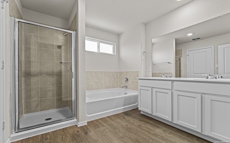 162 Double L Dr, Comfort, TX 78013, 4 Bedrooms Bedrooms, ,2 BathroomsBathrooms,Residential,For Sale,162 Double L Dr,0,1947732