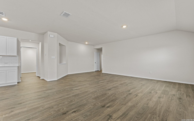 162 Double L Dr, Comfort, TX 78013, 4 Bedrooms Bedrooms, ,2 BathroomsBathrooms,Residential,For Sale,162 Double L Dr,0,1947732