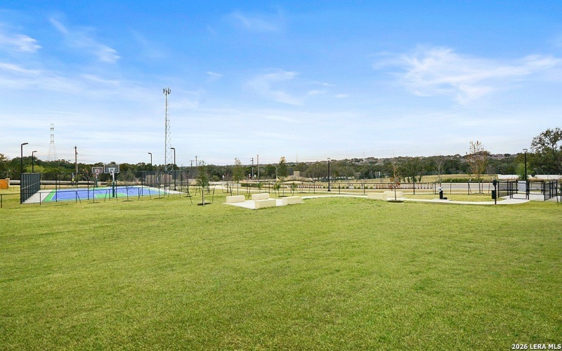 5015 Fairway Wood, San Antonio, TX 78261, 5 Habitaciones Habitaciones , ,2 BañosBaños,Residential,En Venta,5015 Fairway Wood,0,1947929