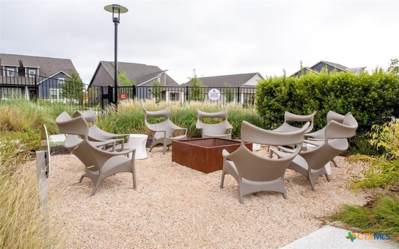 6317 McMurtry Street, Austin, TX 78747, 4 Habitaciones Habitaciones , ,5 BañosBaños,Residential,En Venta,6317 McMurtry Street,0,606933