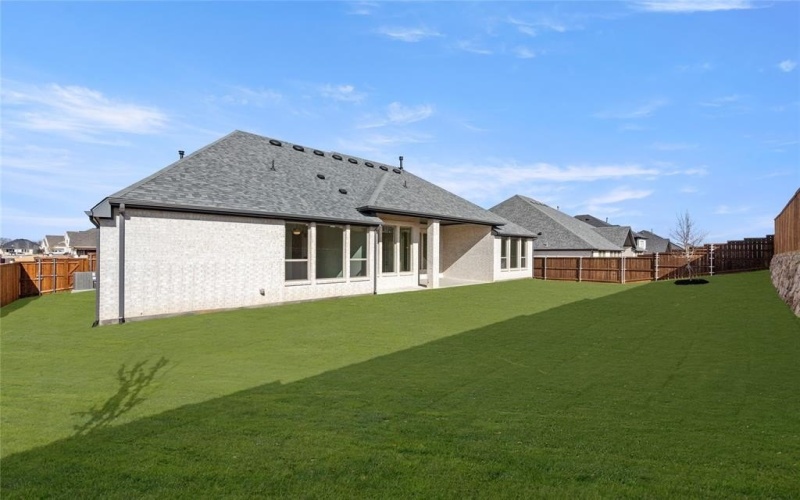 2001 Rockwood Lane, Mansfield, TX 76063, 4 Bedrooms Bedrooms, ,5 BathroomsBathrooms,Residential,For Sale,2001 Rockwood Lane,20712032