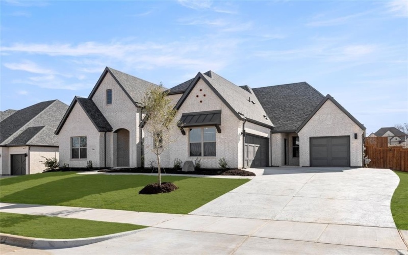 2001 Rockwood Lane, Mansfield, TX 76063, 4 Bedrooms Bedrooms, ,5 BathroomsBathrooms,Residential,For Sale,2001 Rockwood Lane,20712032