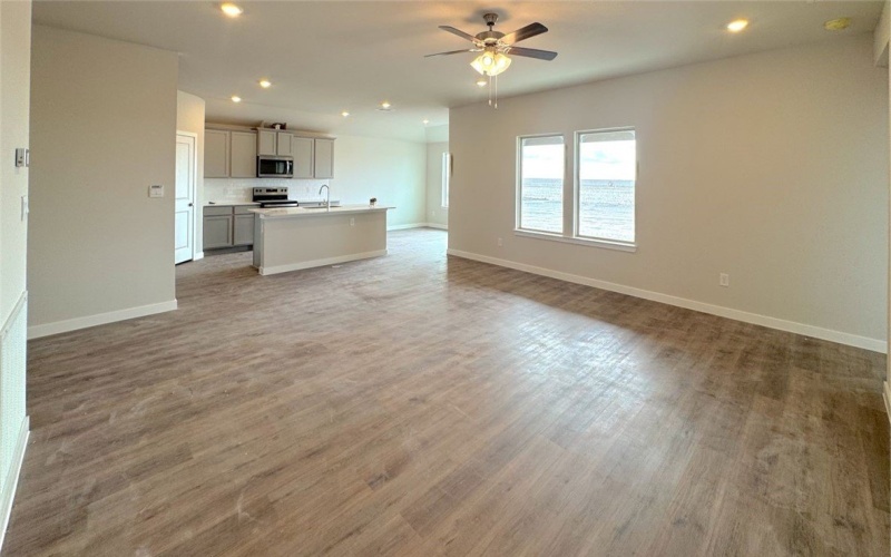 866 Fisher's Island Circle, Corpus Christi, TX 78415, 4 Habitaciones Habitaciones , ,3 BañosBaños,Residential,En Venta,866 Fisher's Island Circle,0,473129