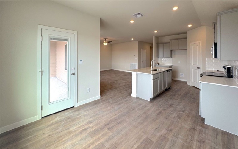 866 Fisher's Island Circle, Corpus Christi, TX 78415, 4 Habitaciones Habitaciones , ,3 BañosBaños,Residential,En Venta,866 Fisher's Island Circle,0,473129