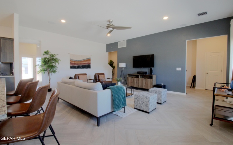 111 Wind Mill Trail, Santa Teresa, NM 88008, 5 Habitaciones Habitaciones , ,3 BañosBaños,Residential,En Venta,111 Wind Mill Trail,0,940047