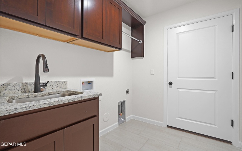 12733 Cono Norte Drive, El Paso, TX 79934, 4 Habitaciones Habitaciones , ,2 BañosBaños,Residential,En Venta,12733 Cono Norte Drive,0,940051