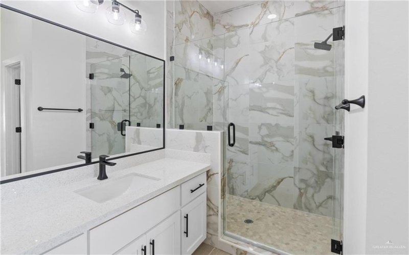 3217 La Cienega Street, Edinburg, TX 78542, 3 Bedrooms Bedrooms, ,2 BathroomsBathrooms,Residential,For Sale,3217 La Cienega Street,0,497947