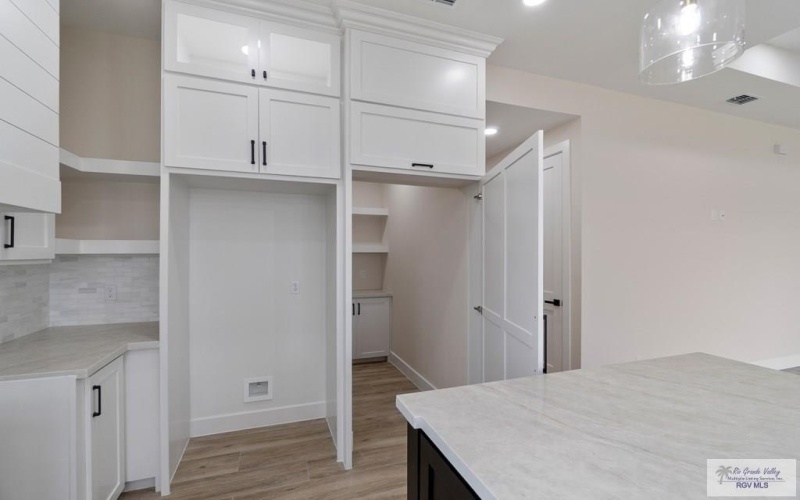 9857 HEIGHTS N, HARLINGEN, TX 78552, 4 Bedrooms Bedrooms, ,2 BathroomsBathrooms,Residential,For Sale,9857 HEIGHTS N,0,29774805