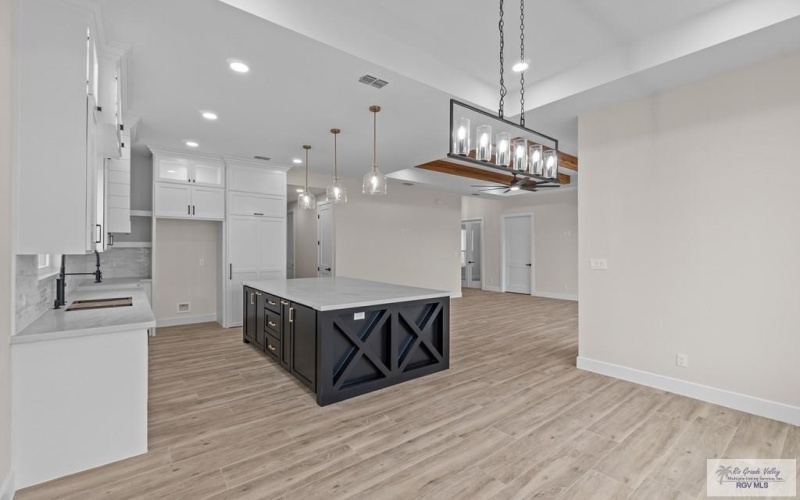 9857 HEIGHTS N, HARLINGEN, TX 78552, 4 Bedrooms Bedrooms, ,2 BathroomsBathrooms,Residential,For Sale,9857 HEIGHTS N,0,29774805