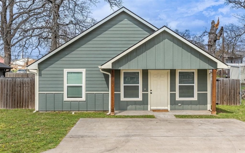 933 Rice Street, Denison, TX 75020, 3 Bedrooms Bedrooms, ,2 BathroomsBathrooms,Residential,For Sale,933 Rice Street,0,21194701