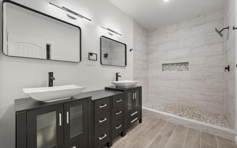 6771 NW County Road 1146, Barry, TX 75102, 3 Bedrooms Bedrooms, ,2 BathroomsBathrooms,Residential,For Sale,6771 NW County Road 1146,0,21203526