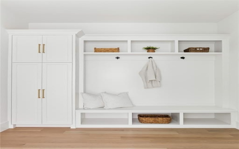 9826 Mixon Drive, Dallas, TX 75220, 6 Habitaciones Habitaciones , ,7 BañosBaños,Residential,En Venta,9826 Mixon Drive,0,21203608