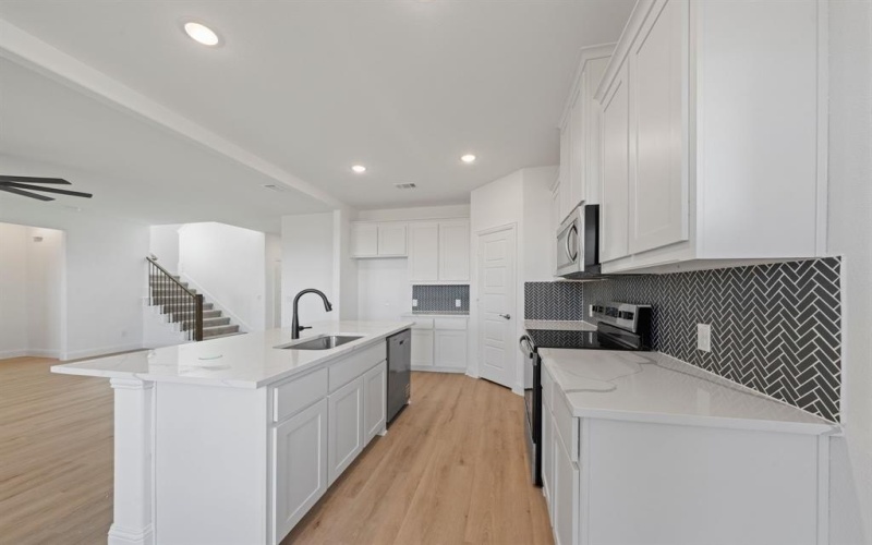 1936 Nightfall Drive, Venus, TX 76084, 5 Bedrooms Bedrooms, ,3 BathroomsBathrooms,Residential,For Sale,1936 Nightfall Drive,0,21205201