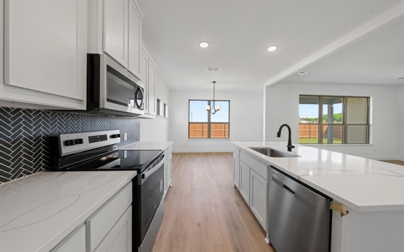 1936 Nightfall Drive, Venus, TX 76084, 5 Bedrooms Bedrooms, ,3 BathroomsBathrooms,Residential,For Sale,1936 Nightfall Drive,0,21205201