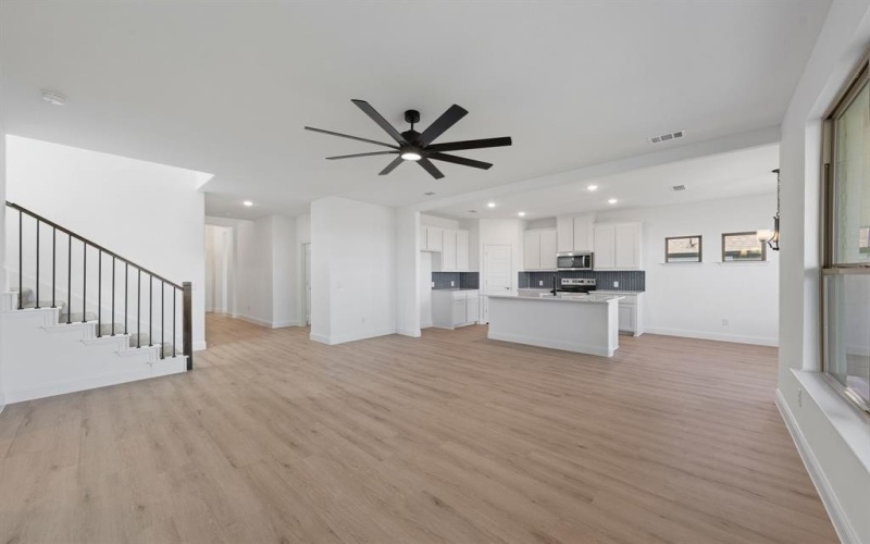 1936 Nightfall Drive, Venus, TX 76084, 5 Bedrooms Bedrooms, ,3 BathroomsBathrooms,Residential,For Sale,1936 Nightfall Drive,0,21205201