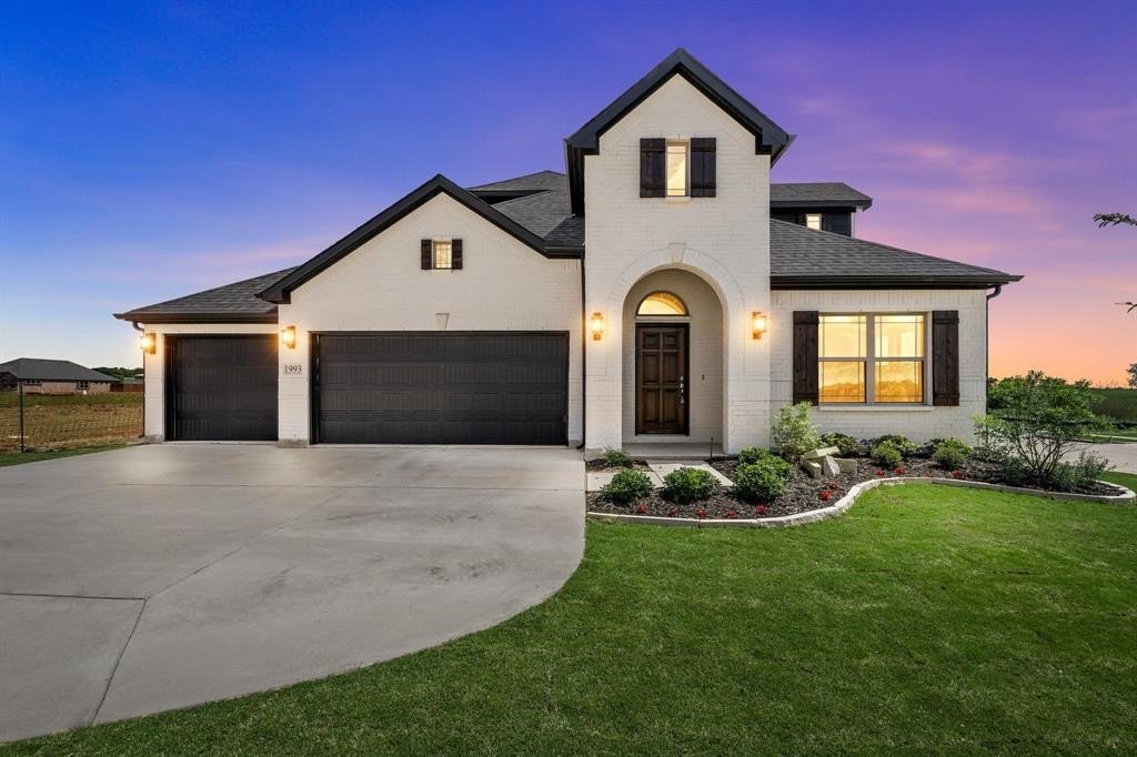 1989 Daybreak Drive, Venus, TX 76009, 5 Habitaciones Habitaciones , ,3 BañosBaños,Residential,En Venta,1989 Daybreak Drive,0,21205215