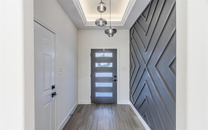 2406 Beverly Drive, Granbury, TX 76048, 4 Bedrooms Bedrooms, ,2 BathroomsBathrooms,Residential,For Sale,2406 Beverly Drive,0,21205316