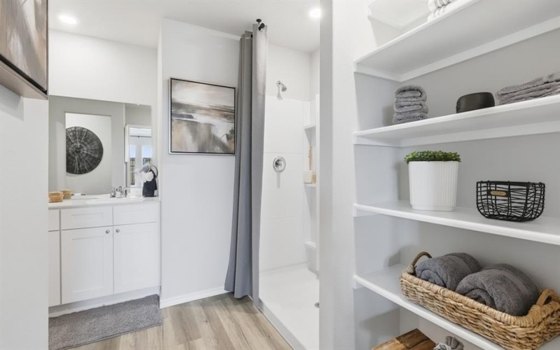 1121 BELHAVEN Street, Granbury, TX 76048, 4 Habitaciones Habitaciones , ,2 BañosBaños,Residential,En Venta,1121 BELHAVEN Street,0,21204811