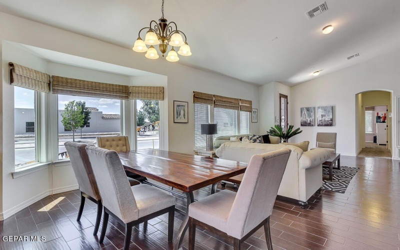 629 Paseo Modesto Drive, El Paso, TX 79928, 4 Habitaciones Habitaciones , ,2 BañosBaños,Residential,En Venta,629 Paseo Modesto Drive,0,899677