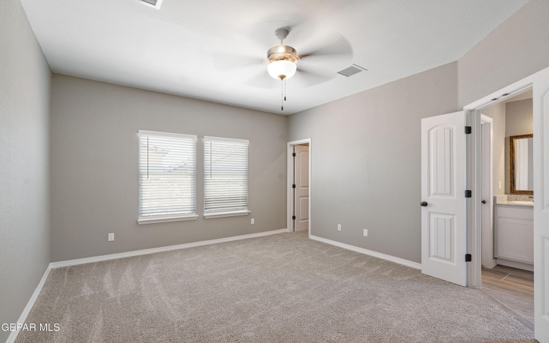 13837 Victory Sky Avenue, El Paso, TX 79928, 4 Bedrooms Bedrooms, ,3 BathroomsBathrooms,Residential,For Sale,13837 Victory Sky Avenue,0,940071