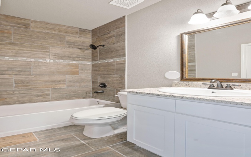 13941 Summer Wave Avenue, El Paso, TX 79928, 4 Bedrooms Bedrooms, ,3 BathroomsBathrooms,Residential,For Sale,13941 Summer Wave Avenue,0,940072