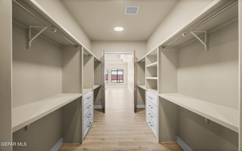 6400 CADENCE RIVER, El Paso, TX 79932, 4 Bedrooms Bedrooms, ,6 BathroomsBathrooms,Residential,For Sale,6400 CADENCE RIVER,0,940077