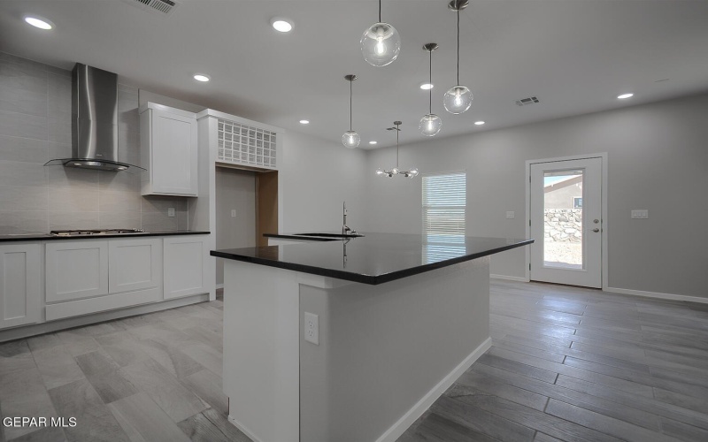 13877 Carolina Ponce Avenue, Horizon City, TX 79928, 4 Bedrooms Bedrooms, ,2 BathroomsBathrooms,Residential,For Sale,13877 Carolina Ponce Avenue,0,940111