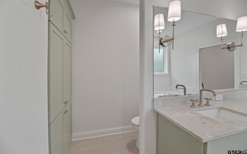 9244 Villas Ct, Tyler, TX 75703, 3 Bedrooms Bedrooms, ,3 BathroomsBathrooms,Residential,For Sale,9244 Villas Ct,0,26003469