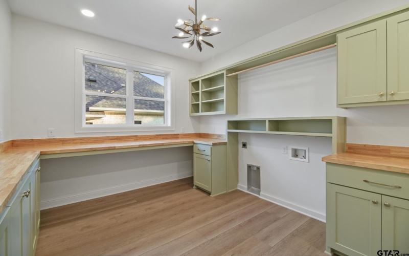 9244 Villas Ct, Tyler, TX 75703, 3 Bedrooms Bedrooms, ,3 BathroomsBathrooms,Residential,For Sale,9244 Villas Ct,0,26003469