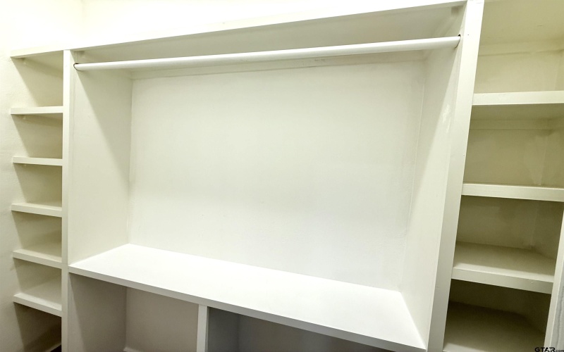 17073 Hillside Drive, Flint, TX 75762, 2 Bedrooms Bedrooms, ,2 BathroomsBathrooms,Residential,For Sale,17073 Hillside Drive,0,26003499