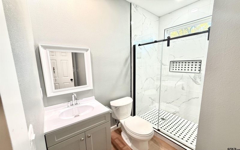 17073 Hillside Drive, Flint, TX 75762, 2 Bedrooms Bedrooms, ,2 BathroomsBathrooms,Residential,For Sale,17073 Hillside Drive,0,26003499