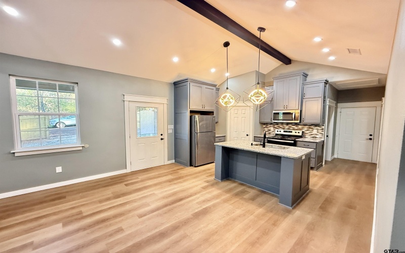 17073 Hillside Drive, Flint, TX 75762, 2 Bedrooms Bedrooms, ,2 BathroomsBathrooms,Residential,For Sale,17073 Hillside Drive,0,26003499