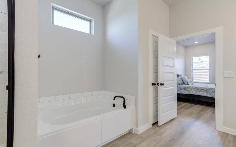 2915 Tractor Avenue, Wolfforth, TX 79382, 4 Habitaciones Habitaciones , ,3 BañosBaños,Residential,En Venta,2915 Tractor Avenue,0,202603278