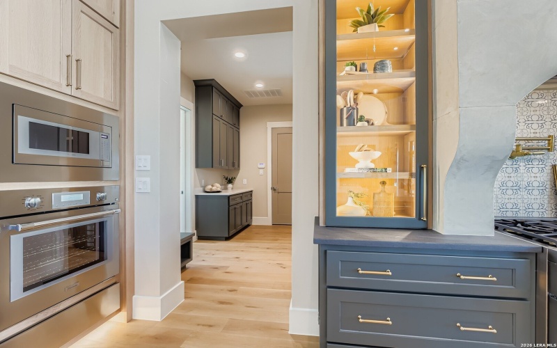 11406 Montell Point, Boerne, TX 78006, 4 Bedrooms Bedrooms, ,5 BathroomsBathrooms,Residential,For Sale,11406 Montell Point,0,1947987