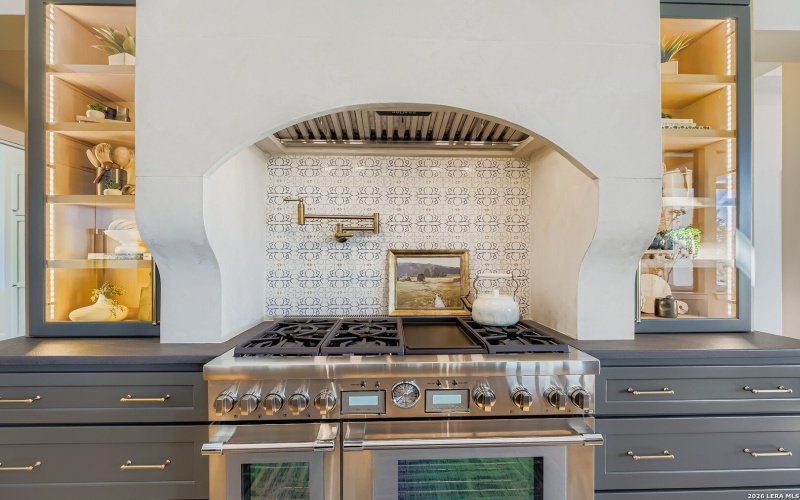 11406 Montell Point, Boerne, TX 78006, 4 Bedrooms Bedrooms, ,5 BathroomsBathrooms,Residential,For Sale,11406 Montell Point,0,1947987