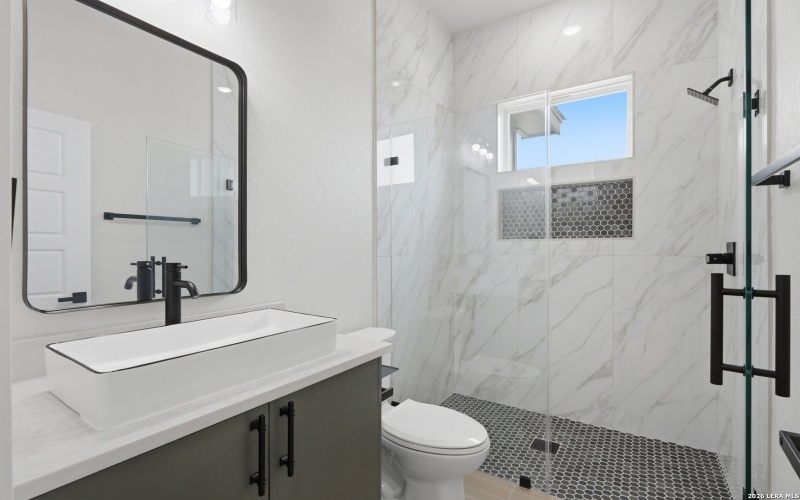 140 Sunset, La Vernia, TX 78121, 5 Bedrooms Bedrooms, ,3 BathroomsBathrooms,Residential,For Sale,140 Sunset,0,1948210