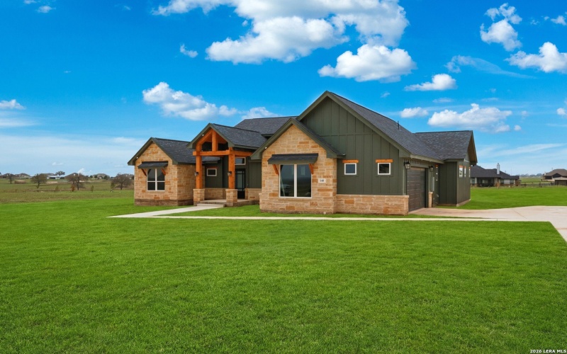 140 Sunset, La Vernia, TX 78121, 5 Bedrooms Bedrooms, ,3 BathroomsBathrooms,Residential,For Sale,140 Sunset,0,1948210