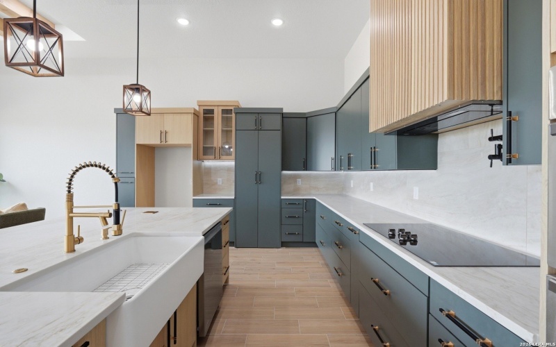 140 Sunset, La Vernia, TX 78121, 5 Bedrooms Bedrooms, ,3 BathroomsBathrooms,Residential,For Sale,140 Sunset,0,1948210