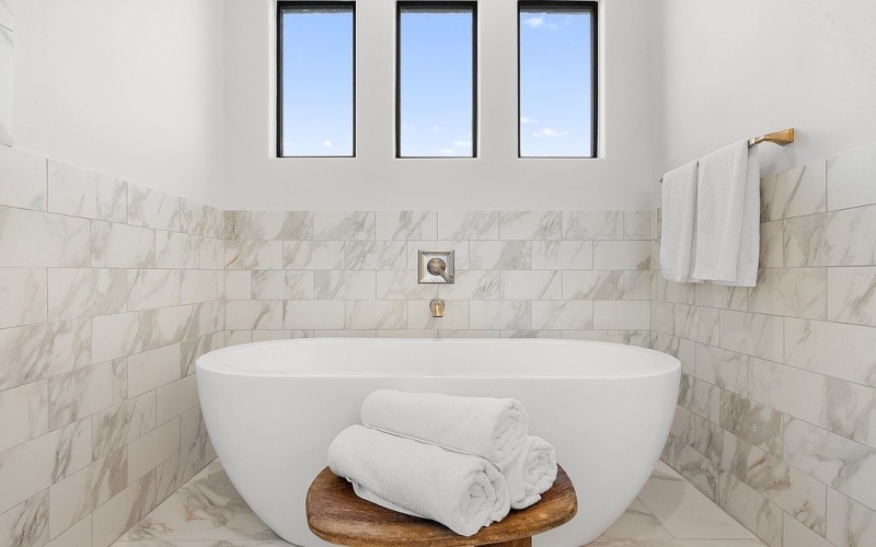 4961 Hartfield Road, Round Top, TX 78954, 4 Habitaciones Habitaciones , ,5 BañosBaños,Granja,En Venta,4961 Hartfield Road,0,155392