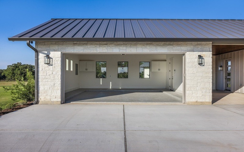 4961 Hartfield Road, Round Top, TX 78954, 4 Habitaciones Habitaciones , ,5 BañosBaños,Granja,En Venta,4961 Hartfield Road,0,155392