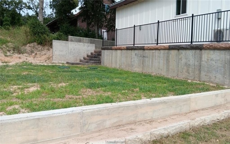 114 Lakeview Drive N, Hilltop Lakes, TX 77871, 2 Bedrooms Bedrooms, ,2 BathroomsBathrooms,Residential,For Sale,114 Lakeview Drive N,0,26003112