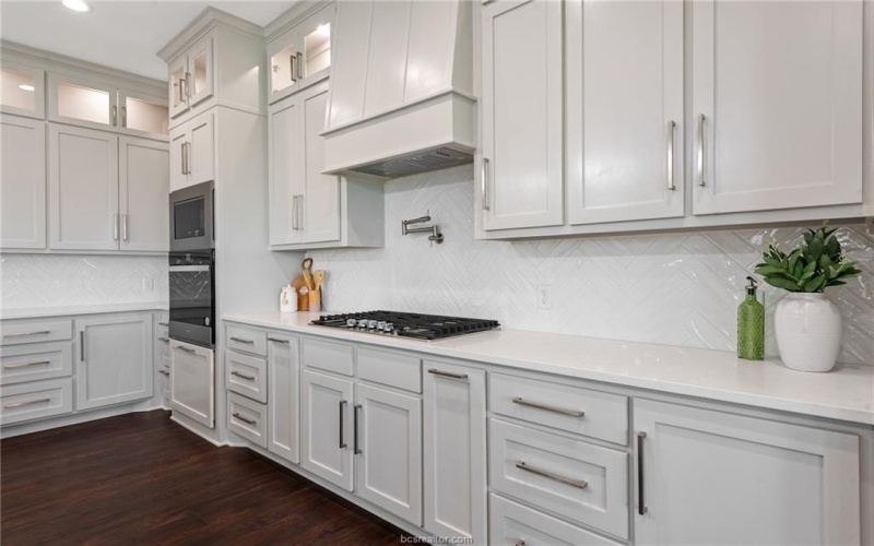 7844 Mathis Creek Drive, Bryan, TX 77808-1547, 4 Habitaciones Habitaciones , ,3 BañosBaños,Residential,En Venta,7844 Mathis Creek Drive,0,26003132