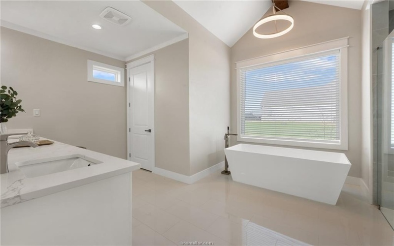 7844 Mathis Creek Drive, Bryan, TX 77808-1547, 4 Habitaciones Habitaciones , ,3 BañosBaños,Residential,En Venta,7844 Mathis Creek Drive,0,26003132