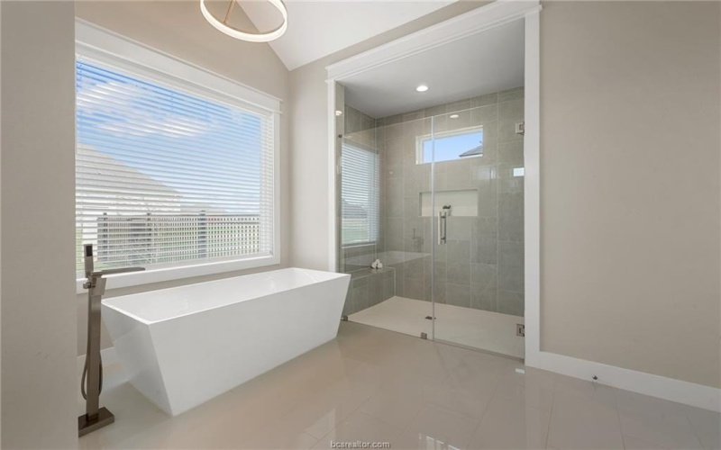 7844 Mathis Creek Drive, Bryan, TX 77808-1547, 4 Habitaciones Habitaciones , ,3 BañosBaños,Residential,En Venta,7844 Mathis Creek Drive,0,26003132