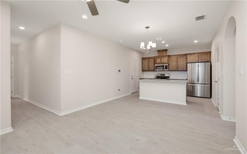 1308 Zurich Avenue, McAllen, TX 78504, 2 Bedrooms Bedrooms, ,2 BathroomsBathrooms,Residential,For Sale,1308 Zurich Avenue,0,497628