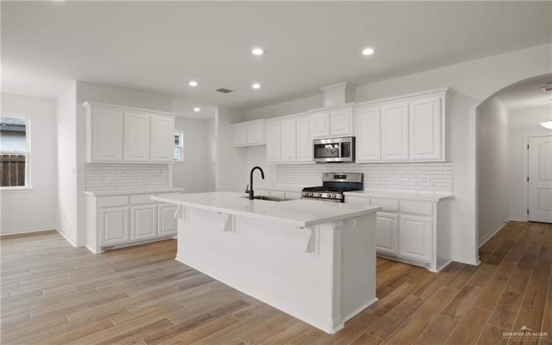 1409 E Silos Avenue, Edinburg, TX 78542, 4 Habitaciones Habitaciones , ,3 BañosBaños,Residential,En Venta,1409 E Silos Avenue,0,497632