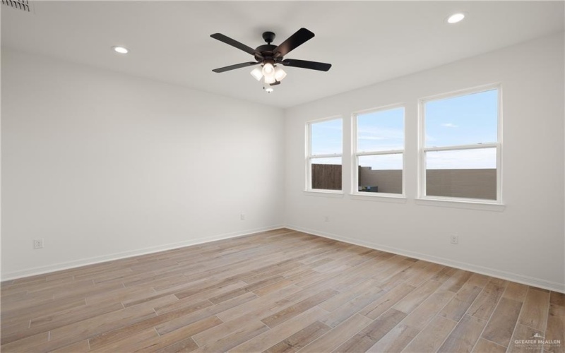 1409 E Silos Avenue, Edinburg, TX 78542, 4 Habitaciones Habitaciones , ,3 BañosBaños,Residential,En Venta,1409 E Silos Avenue,0,497632