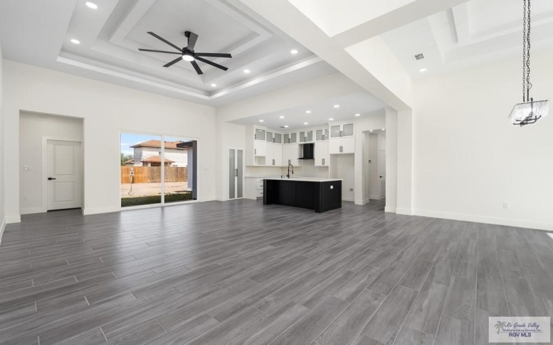 303 RED OAK DR., LOS FRESNOS, TX 78566, 4 Habitaciones Habitaciones , ,3 BañosBaños,Residential,En Venta,303 RED OAK DR.,0,29774859